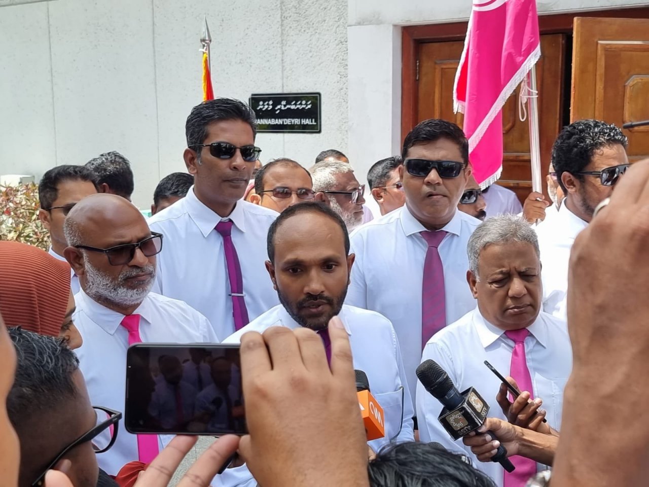 ރައީސް ޔާމީންގެ ކެންޑިޑެސީ ފޯމް އިލެކްޝަންސް ކޮމިޝަނަށް ހުށަހެޅުން