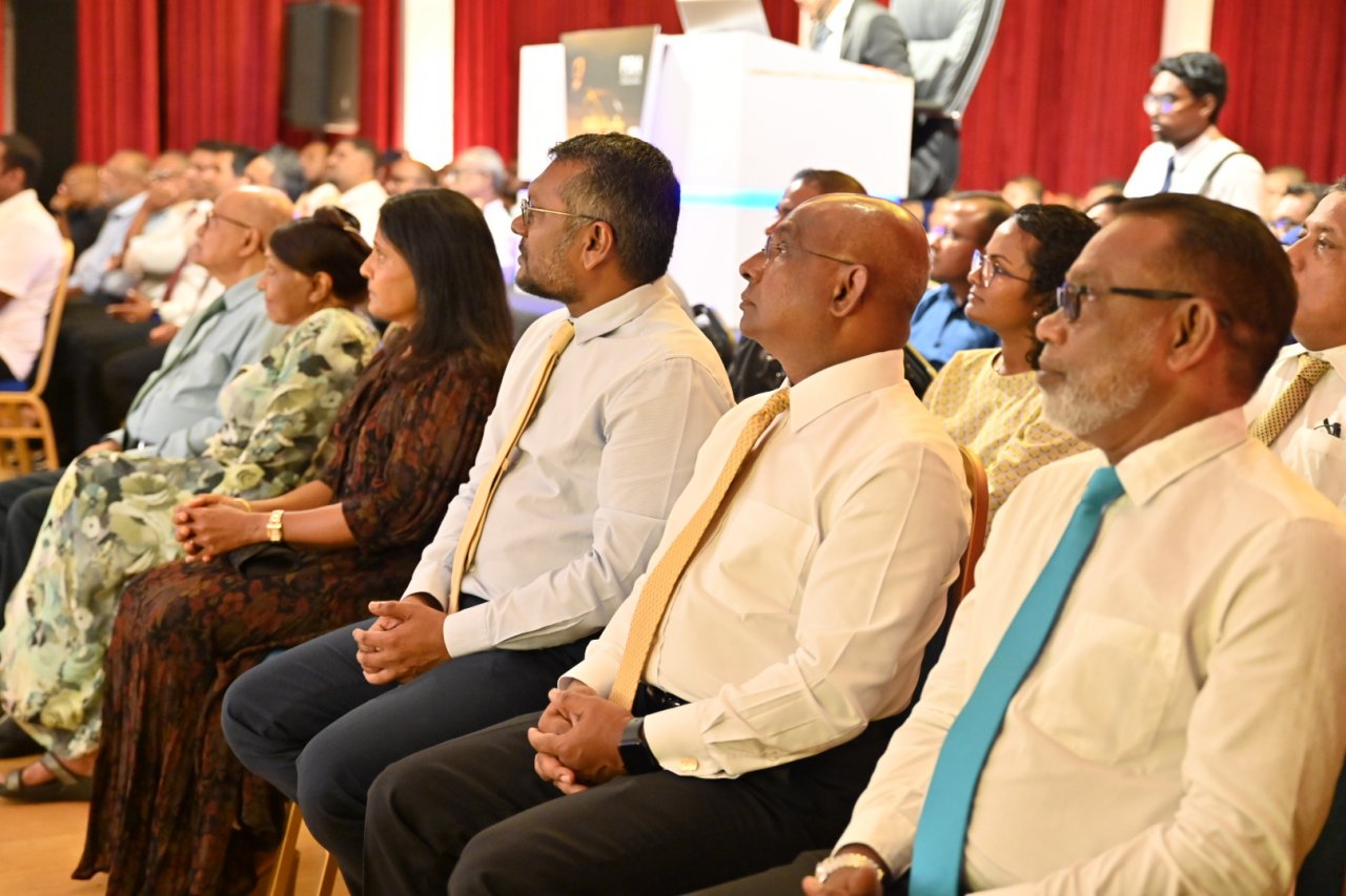 ސަންގު ޓީވީން ގެނެސްދިން ރިޔާސީ ކެންޑިޑޭޓުންގެ ބަހުސް