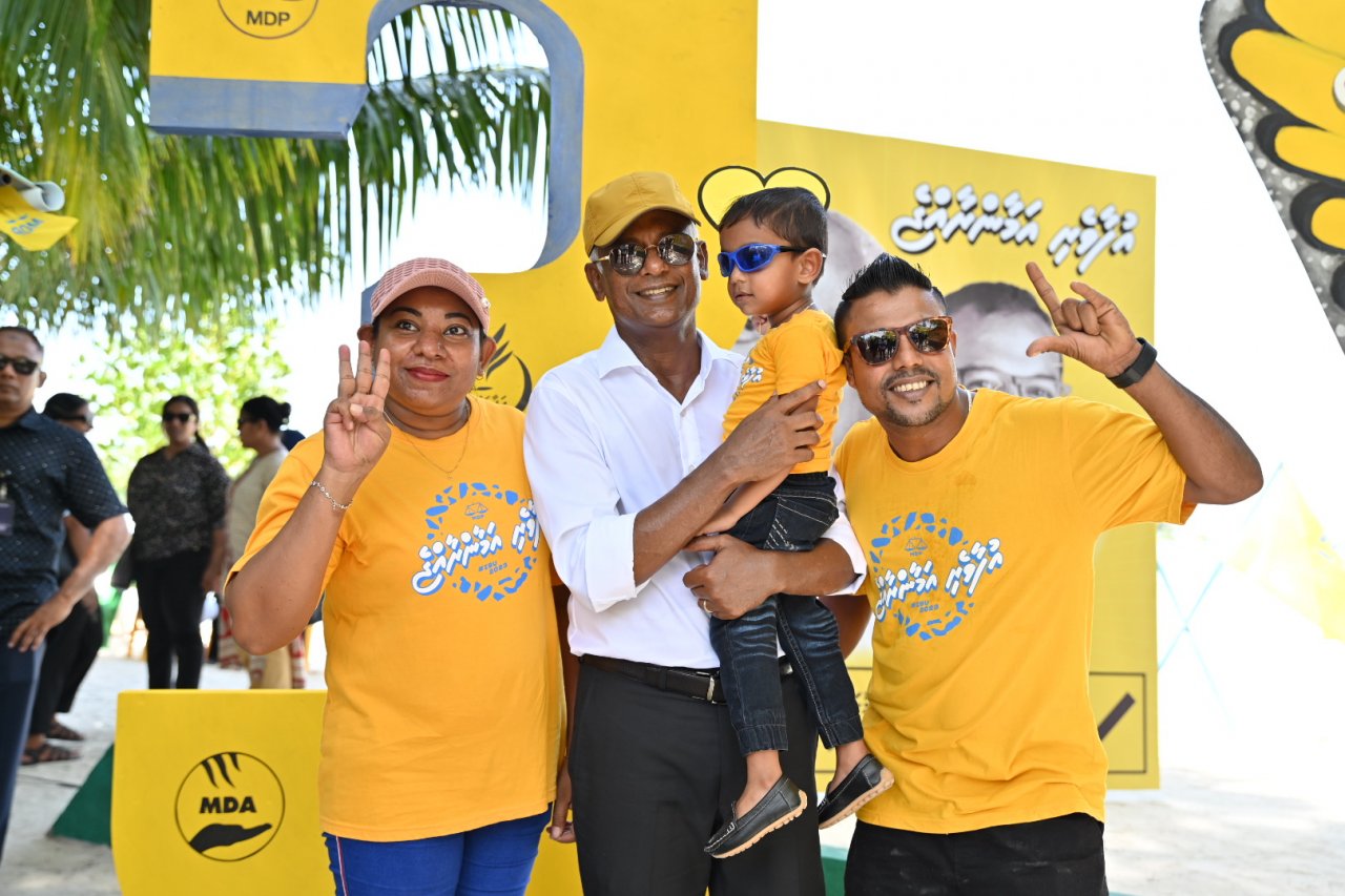 ރައީސް ސޯލިހުގެ ކެމްޕޭންގެ ފަހު ދަތުރު