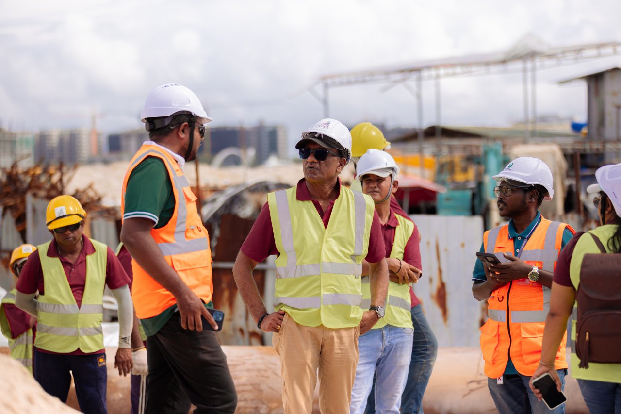 މާލޭ މީހުންނަށް ގޯތި ދޭން ހުޅުމާލޭގެ ފަޅު ހިއްކަން ފެށުން