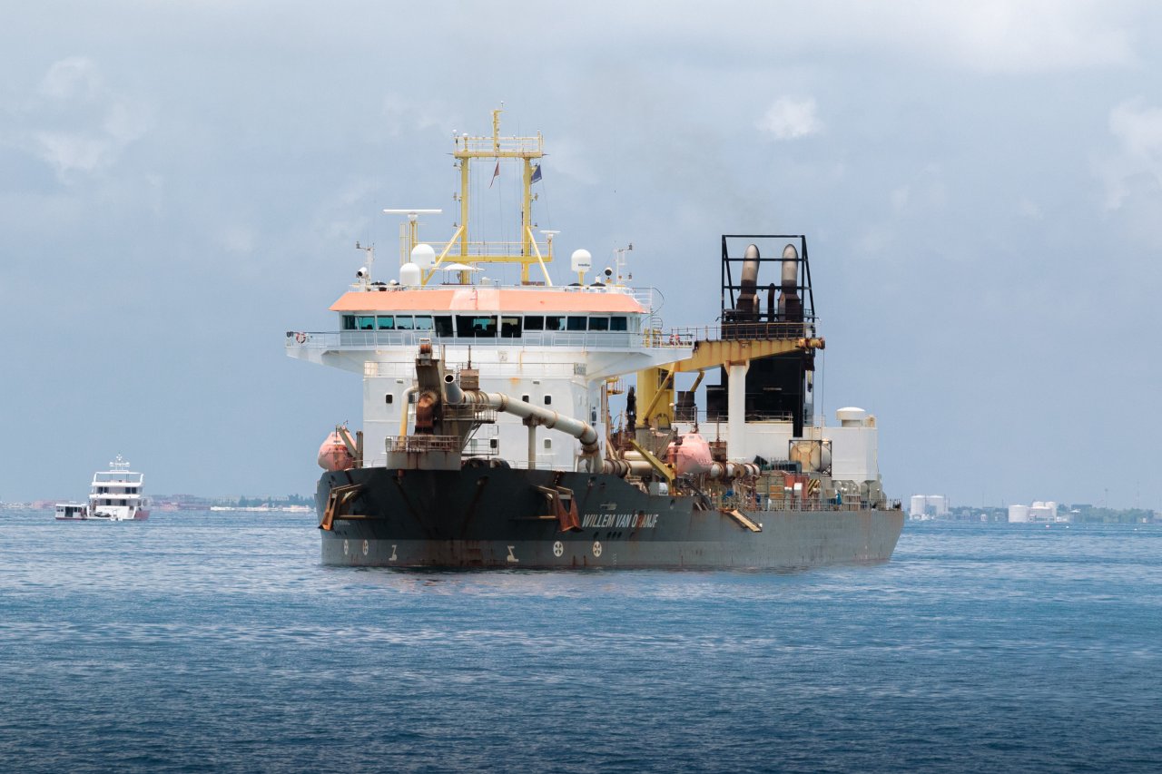 މާލޭ މީހުންނަށް ގޯތި ދޭން ހުޅުމާލޭގެ ފަޅު ހިއްކަން ފެށުން