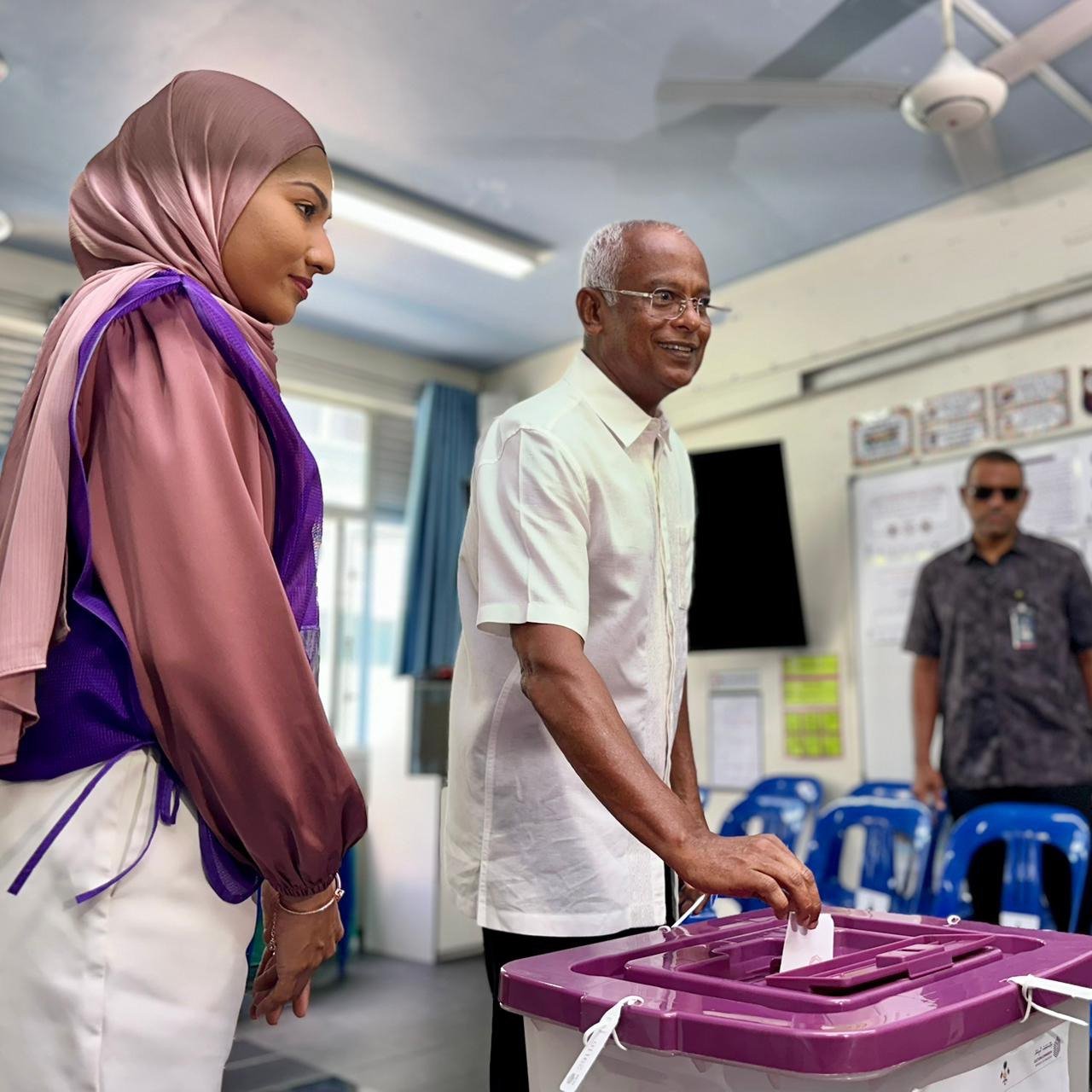 ރިޔާސީ އިންތިހާބުގެ ދެވަނަ ބުރުގައި ރައީސް ސޯލިހު ވޯޓުލެއްވުން