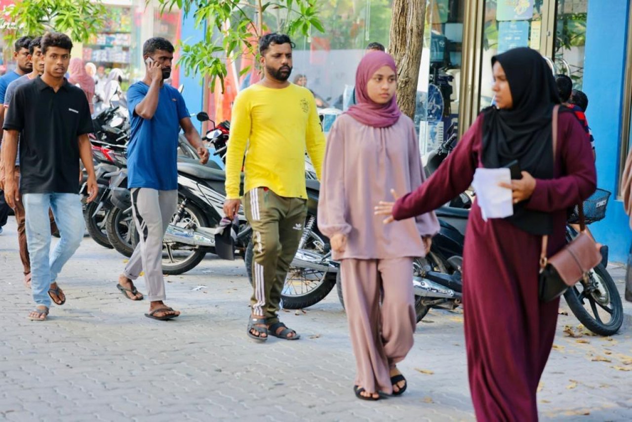 ރިޔާސީ އިންތިހާބުގެ ދެވަނަ ބުރުގެ ވޯޓުލުން ފޯރިއާއެކު ކުރިޔަށް