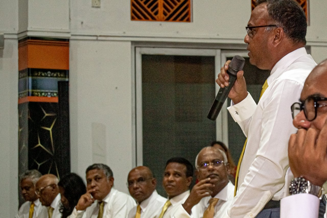 އިންތިހާބުން ބަލިވި ފަހުން އެމްޑީޕީން ބޭއްވި ފުރަތަމަ ގައުމީ މަޖްލިސް ބައްދަލުވުން