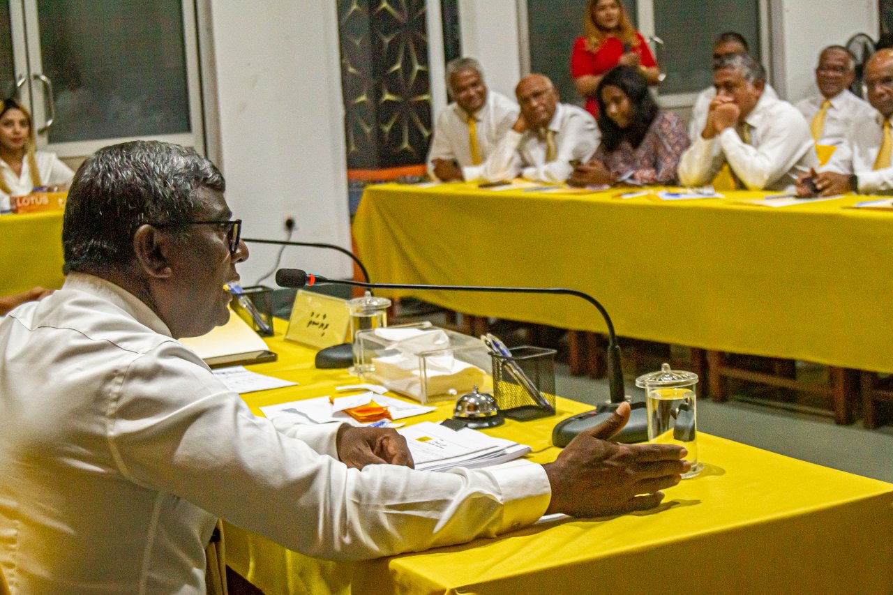 އިންތިހާބުން ބަލިވި ފަހުން އެމްޑީޕީން ބޭއްވި ފުރަތަމަ ގައުމީ މަޖްލިސް ބައްދަލުވުން