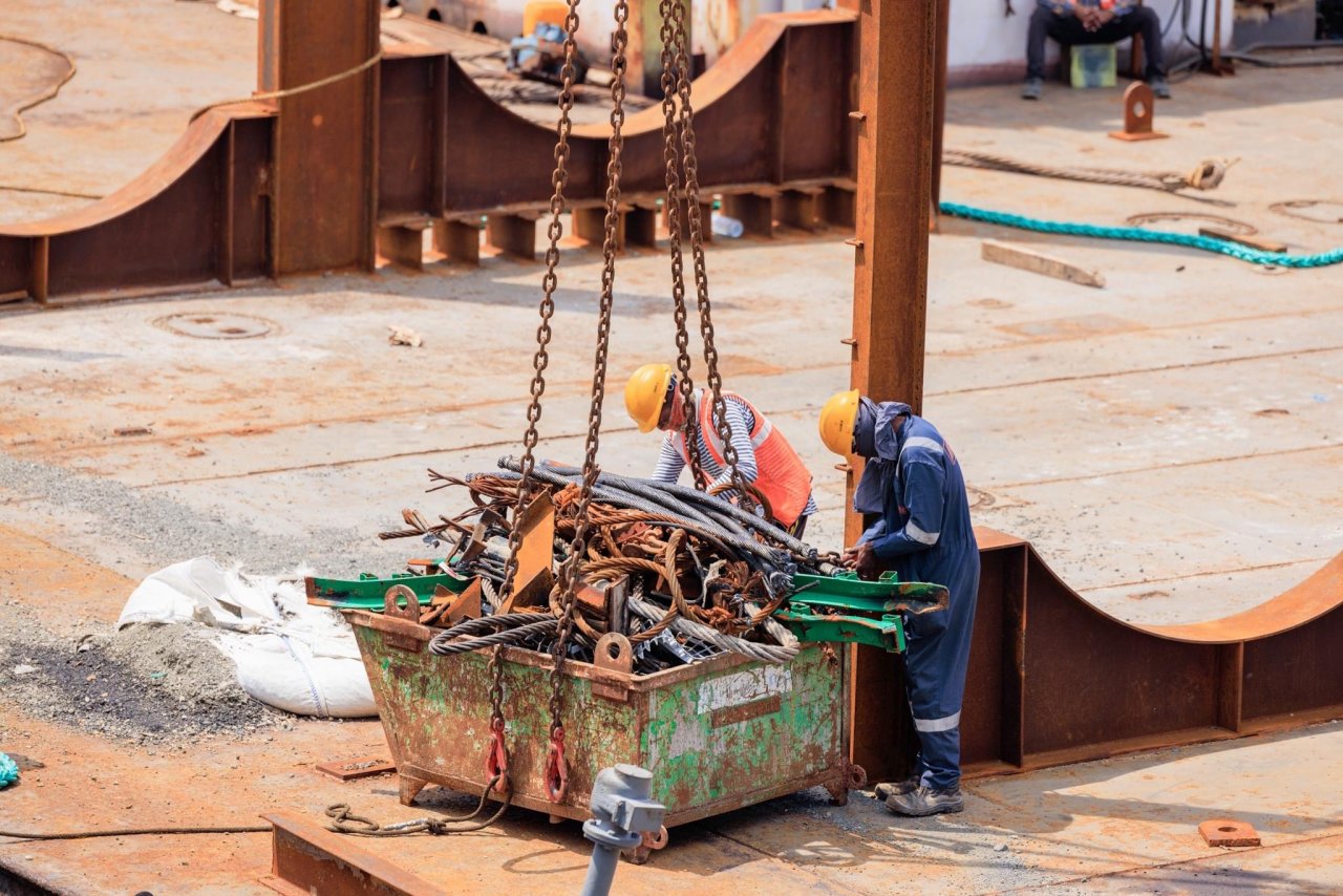 ލަސް ދުވެއްޔެއްގައި ހަދަމުން އަންނަ ތިލަމާލެ ބްރިޖް