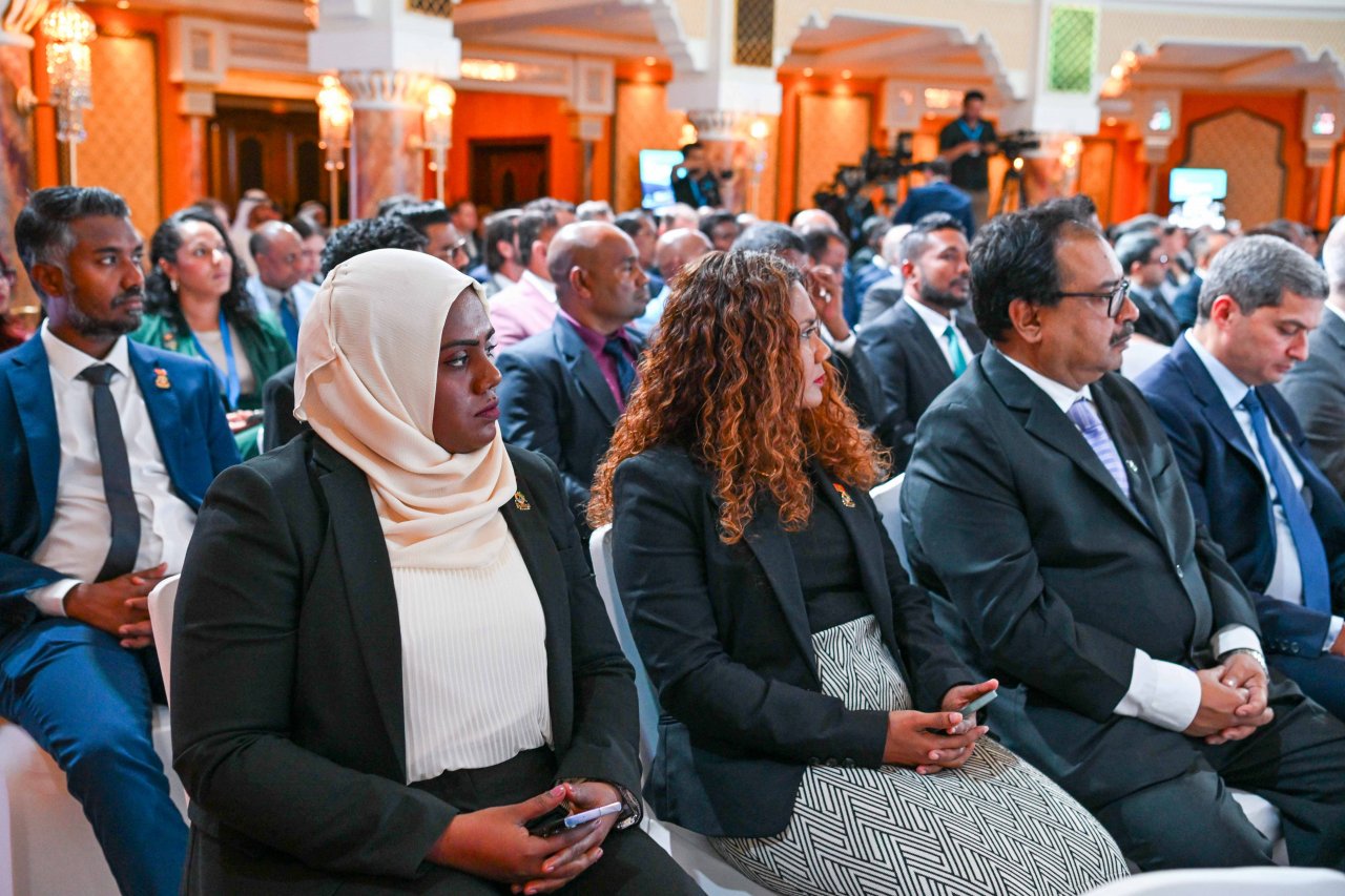 ރާއްޖޭގައި އިންވެސްޓްކުރާނެ ވިޔަފާރިވެރިން ހޯދަން ދުބާއީގައި ބޭއްވި ބޮޑު ފޯރަމް