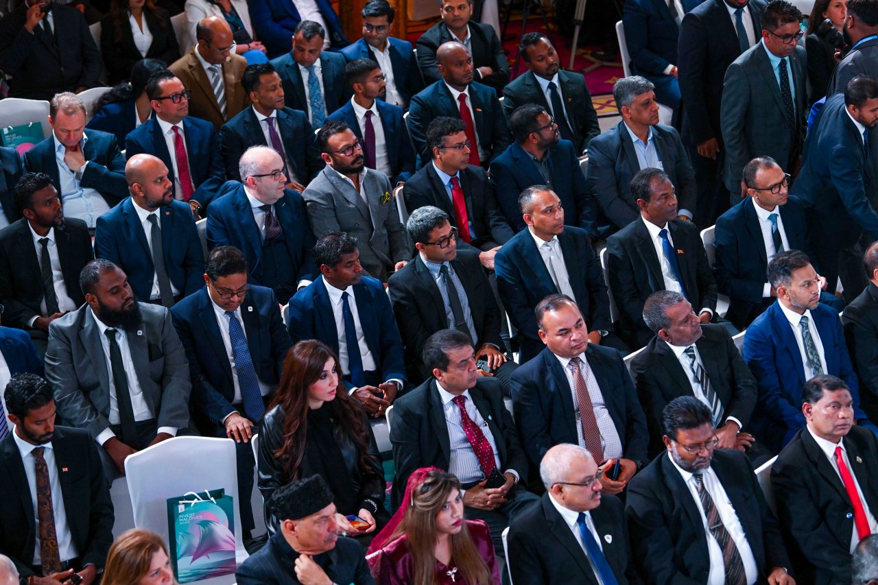 ރާއްޖޭގައި އިންވެސްޓްކުރާނެ ވިޔަފާރިވެރިން ހޯދަން ދުބާއީގައި ބޭއްވި ބޮޑު ފޯރަމް