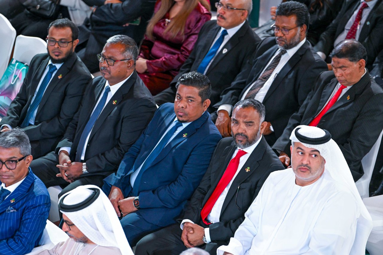 ރާއްޖޭގައި އިންވެސްޓްކުރާނެ ވިޔަފާރިވެރިން ހޯދަން ދުބާއީގައި ބޭއްވި ބޮޑު ފޯރަމް