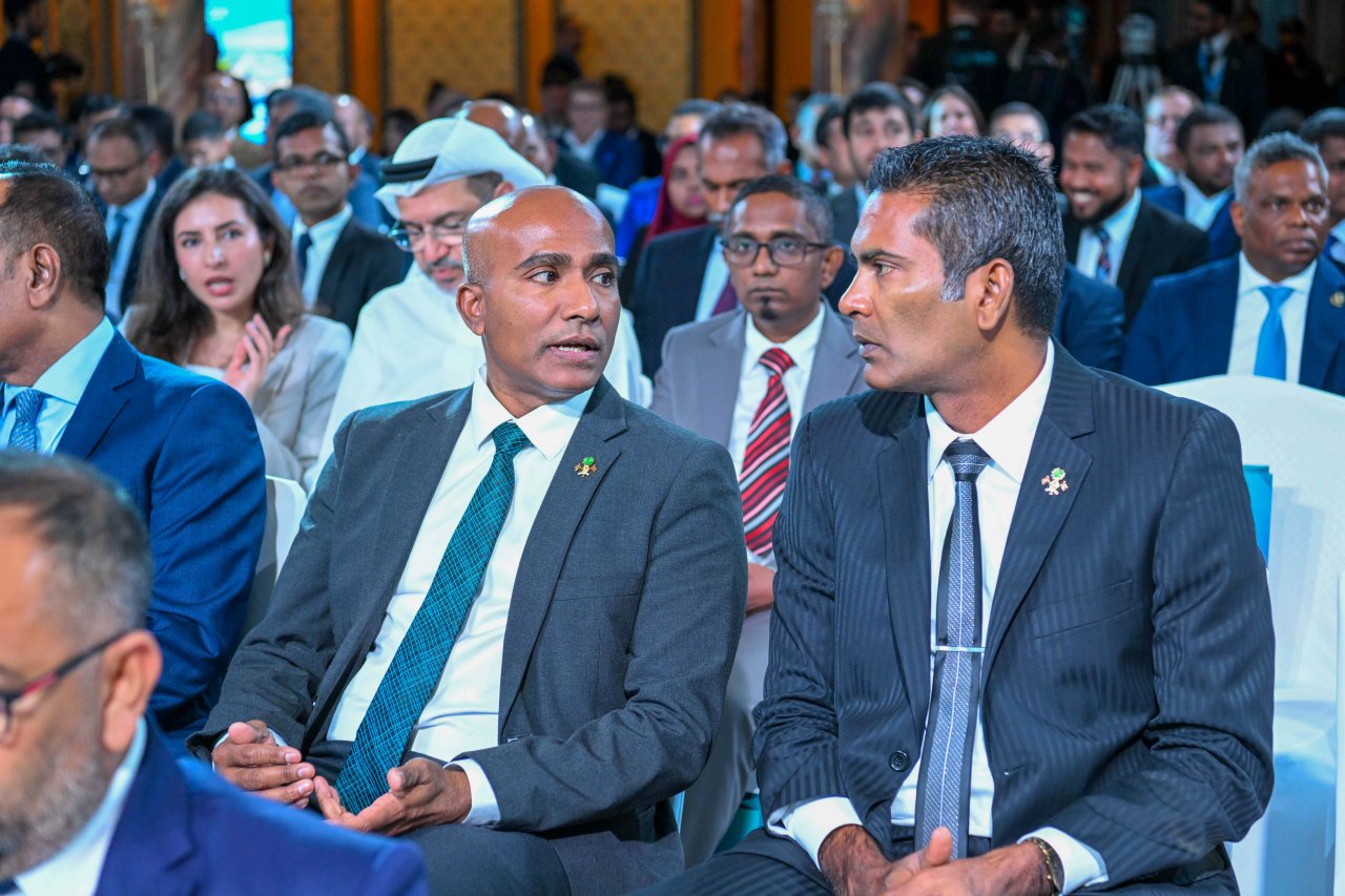 ރާއްޖޭގައި އިންވެސްޓްކުރާނެ ވިޔަފާރިވެރިން ހޯދަން ދުބާއީގައި ބޭއްވި ބޮޑު ފޯރަމް