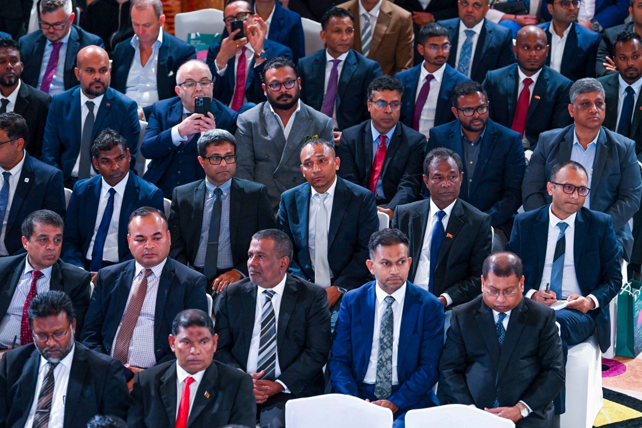 ރާއްޖޭގައި އިންވެސްޓްކުރާނެ ވިޔަފާރިވެރިން ހޯދަން ދުބާއީގައި ބޭއްވި ބޮޑު ފޯރަމް