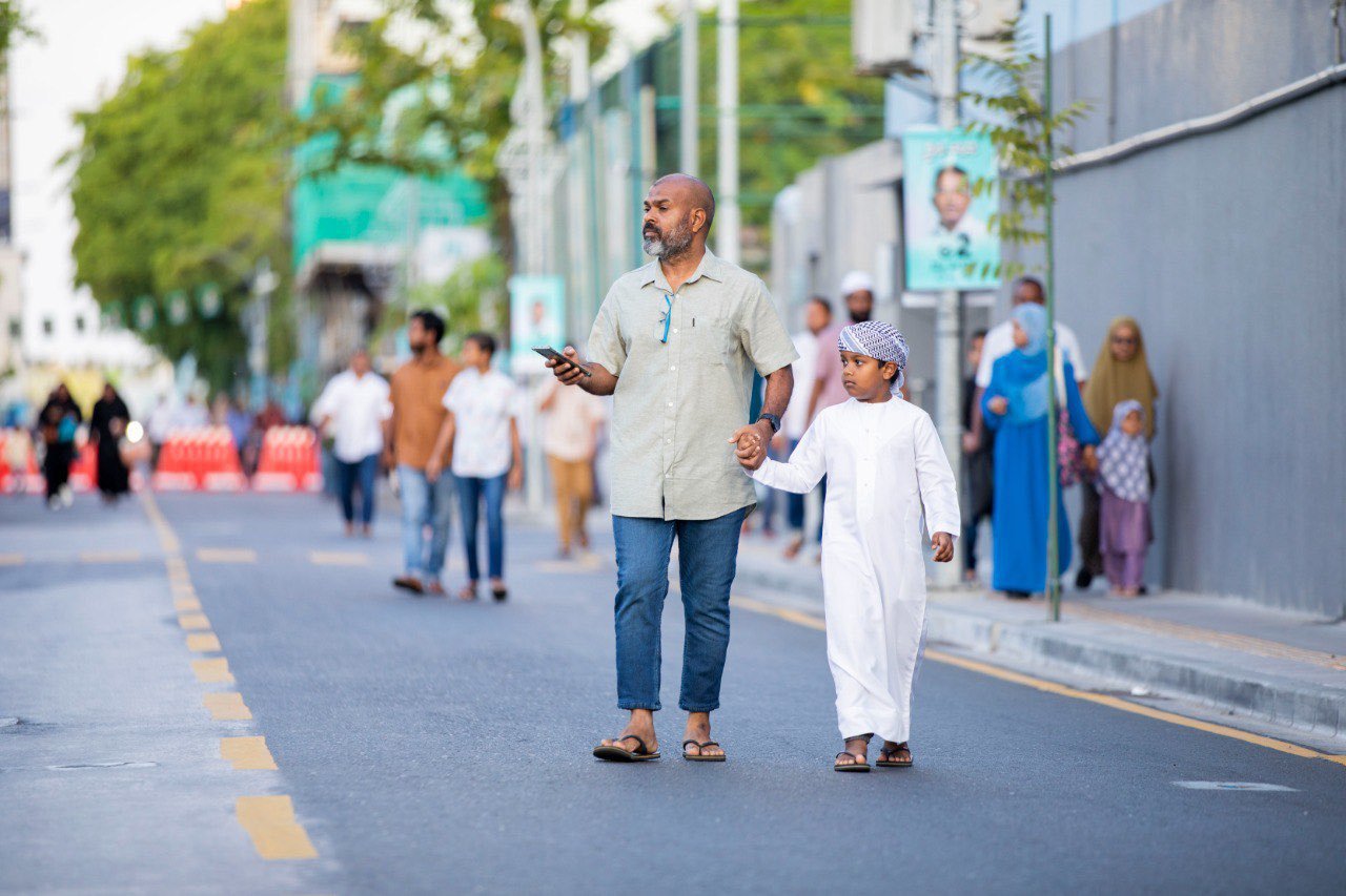 މާލޭގައި ބޮޑު ޖަމާއަތުގައި ކުރި އީދު ނަމާދު