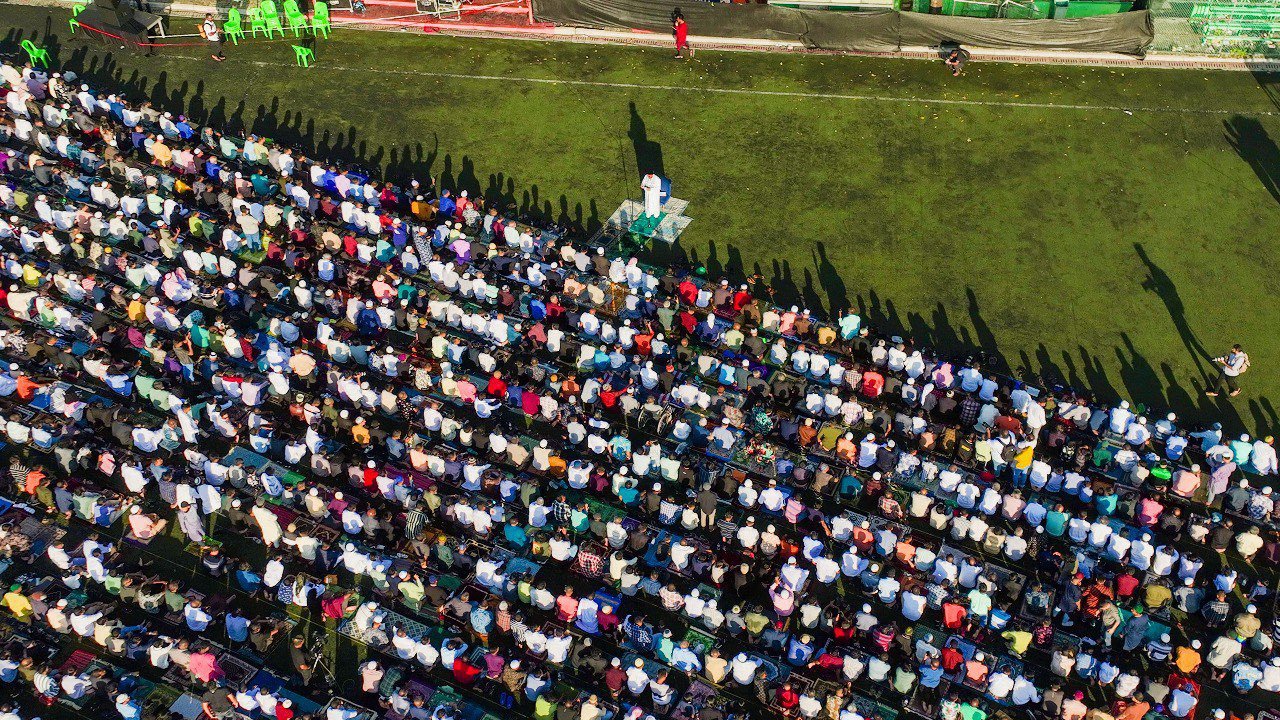 މާލޭގައި ބޮޑު ޖަމާއަތުގައި ކުރި އީދު ނަމާދު