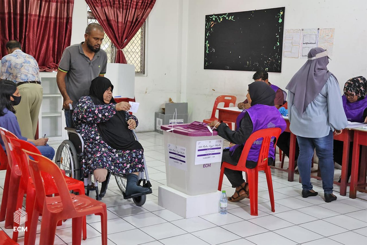 ފޯރިގަދަ ކެމްޕޭނަކަށް ފަހު ވޯޓުލުން ކުރިޔަށް