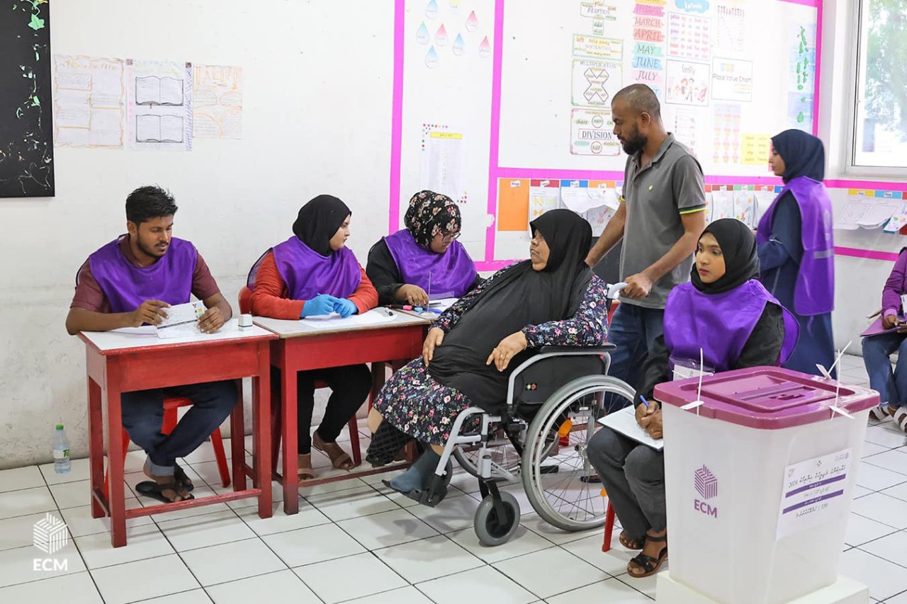 ފޯރިގަދަ ކެމްޕޭނަކަށް ފަހު ވޯޓުލުން ކުރިޔަށް