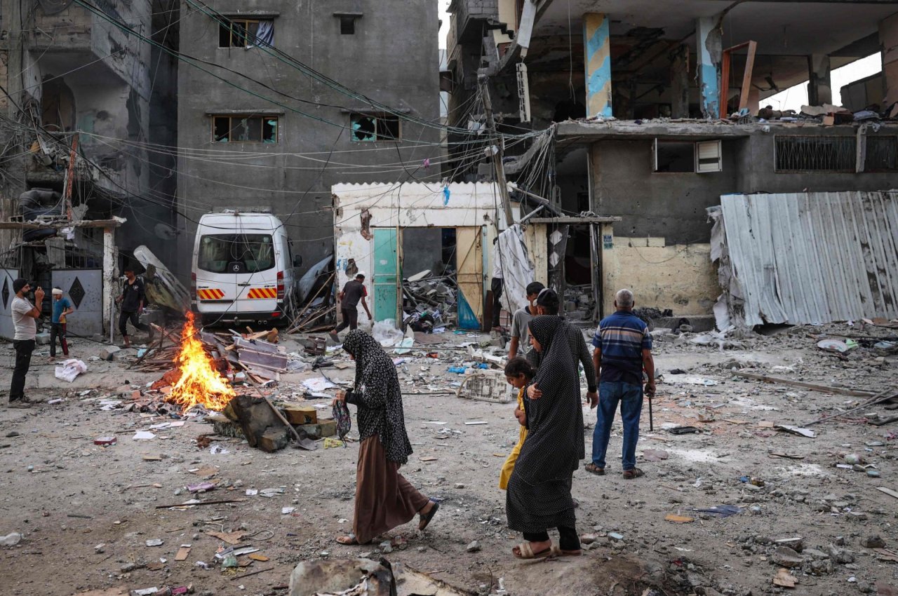 Dhookollaa raheenung list dheefi, Gaza ah hamalaa dhee ithuru 10 meehun Shaheed kollaifi
