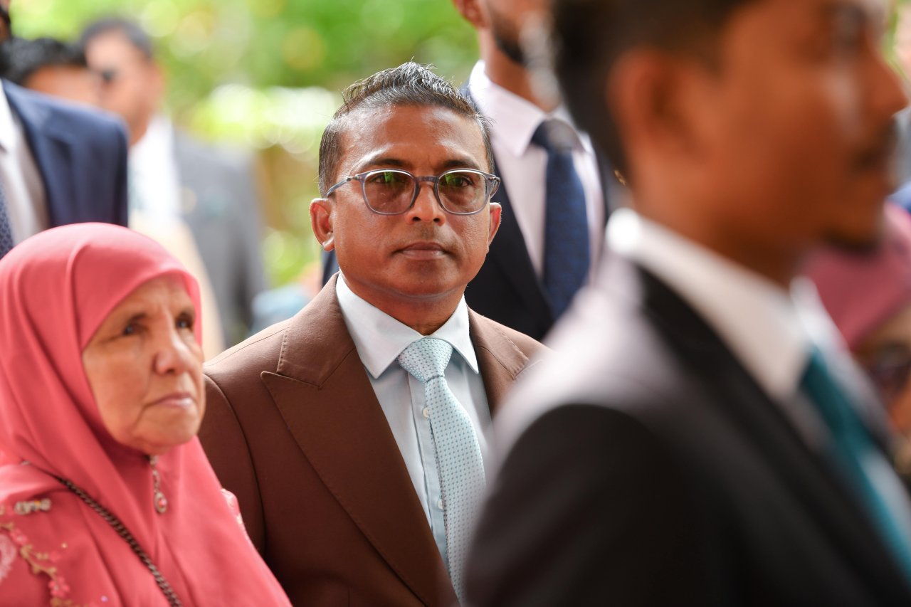 އާ މަޖްލިސް ހުވާކުރުމާއި މަސައްކަތްތައް ފެށުން