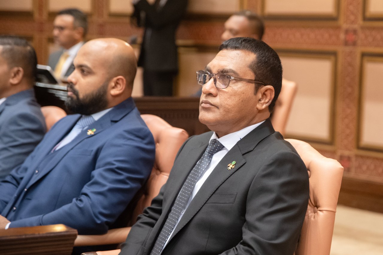 އާ މަޖްލިސް ހުވާކުރުމާއި މަސައްކަތްތައް ފެށުން