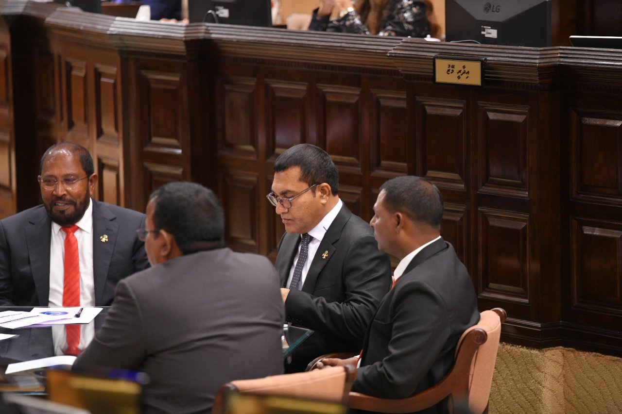 އާ މަޖްލިސް ހުވާކުރުމާއި މަސައްކަތްތައް ފެށުން