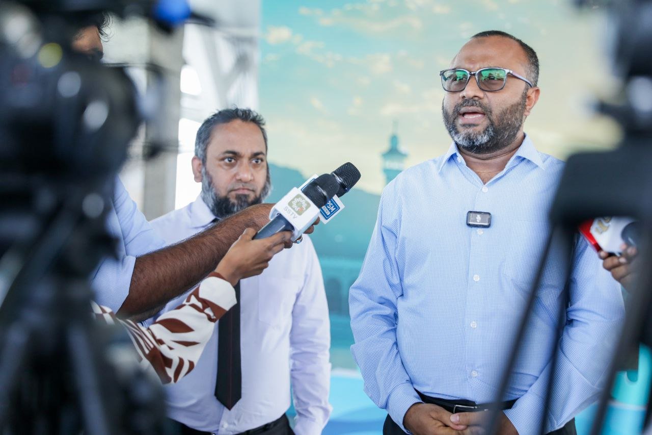 ހައްޖުވެރިންގެ ފަހު ގްރޫޕް މާލެއިން ފުރުން