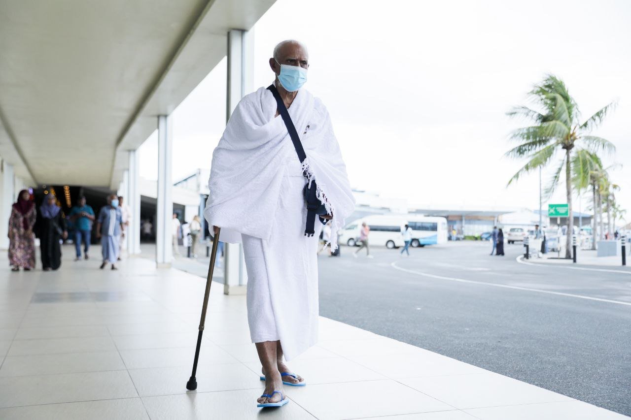 ހައްޖުވެރިންގެ ފަހު ގްރޫޕް މާލެއިން ފުރުން