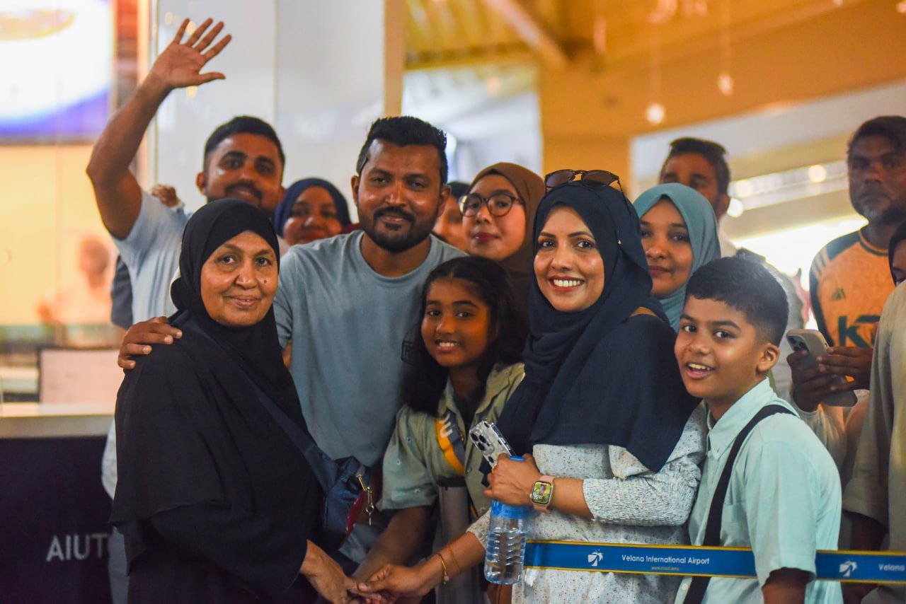 ހައްޖުވެރިންގެ ފަހު ގްރޫޕް މާލެއިން ފުރުން