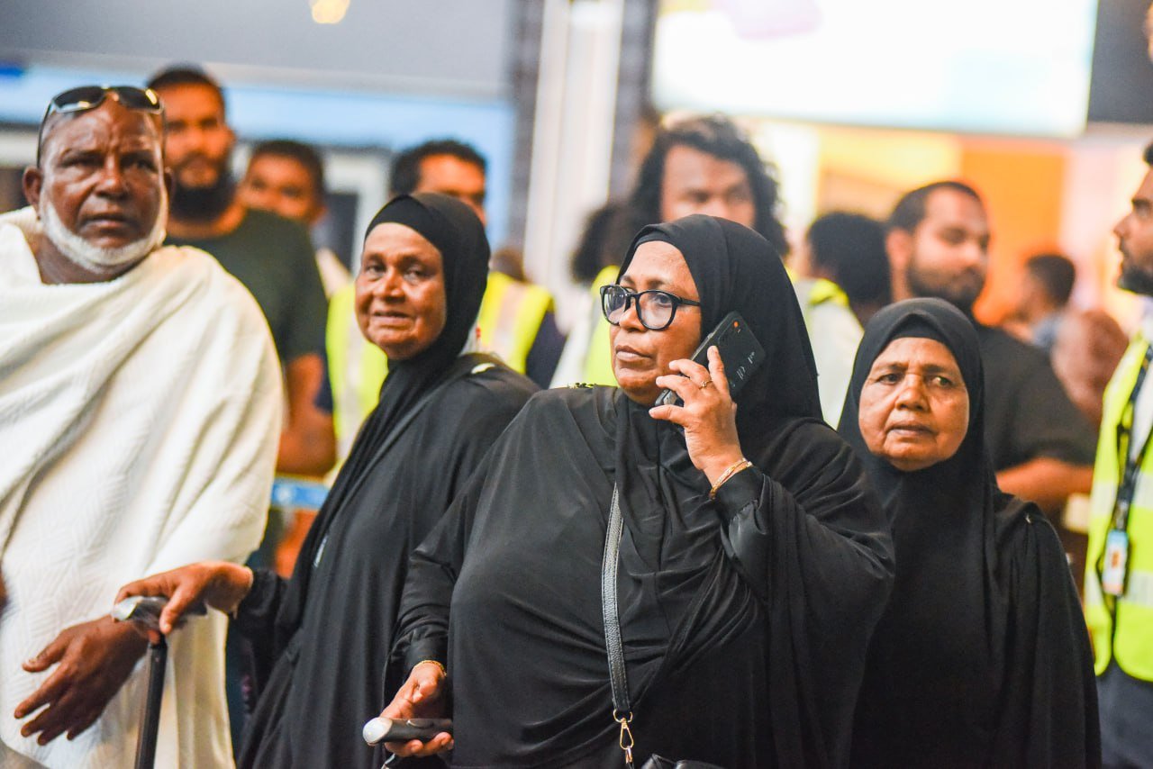 ހައްޖުވެރިންގެ ފަހު ގްރޫޕް މާލެއިން ފުރުން