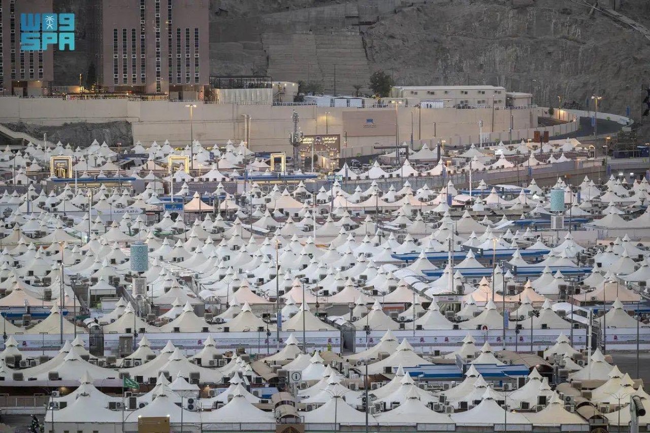 ހައްޖު ދުވަހުގެ މަތިވެރި އަޅުކަމަށް އެތައް މިލިއަން މީހުން ޖަމާވެފައި