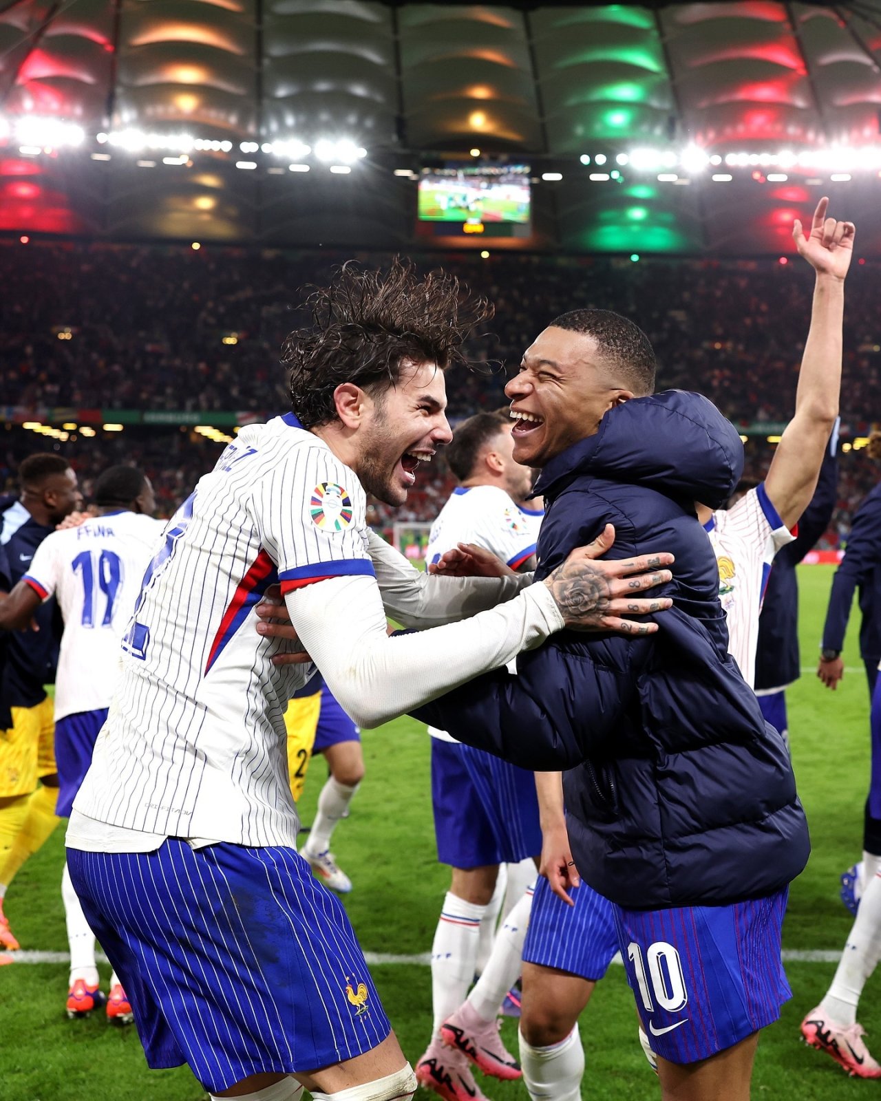 ޔޫރޯގެ ފޯރިގަދަ ސެމީއަށް ދަތުރު ކުރި ޓީމުތަކުގެ އުސްއަލިތައް