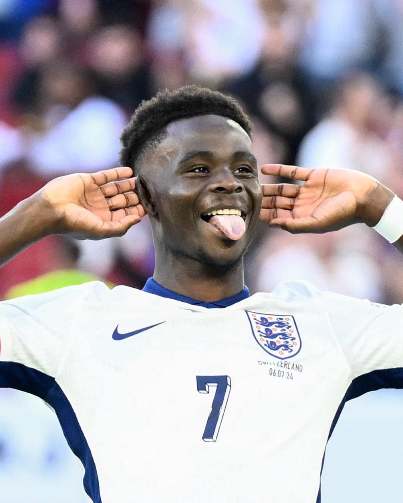 އިންލެންޑާއި ނެދަލެންޑްސް އަށް ބޮޑު ރެއެއް!