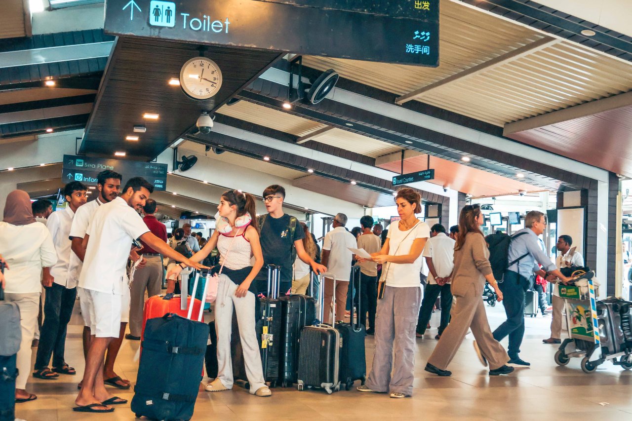 ހައި ސީޒަނާއެކު ވީއައިއޭ ބިޒީވެފައި