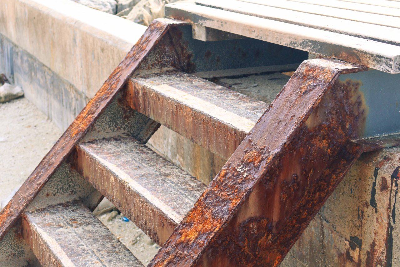 ހަލާކުވެ ވީރާވަމުންދާ ރަސްފަންނު ސަރަހައްދު