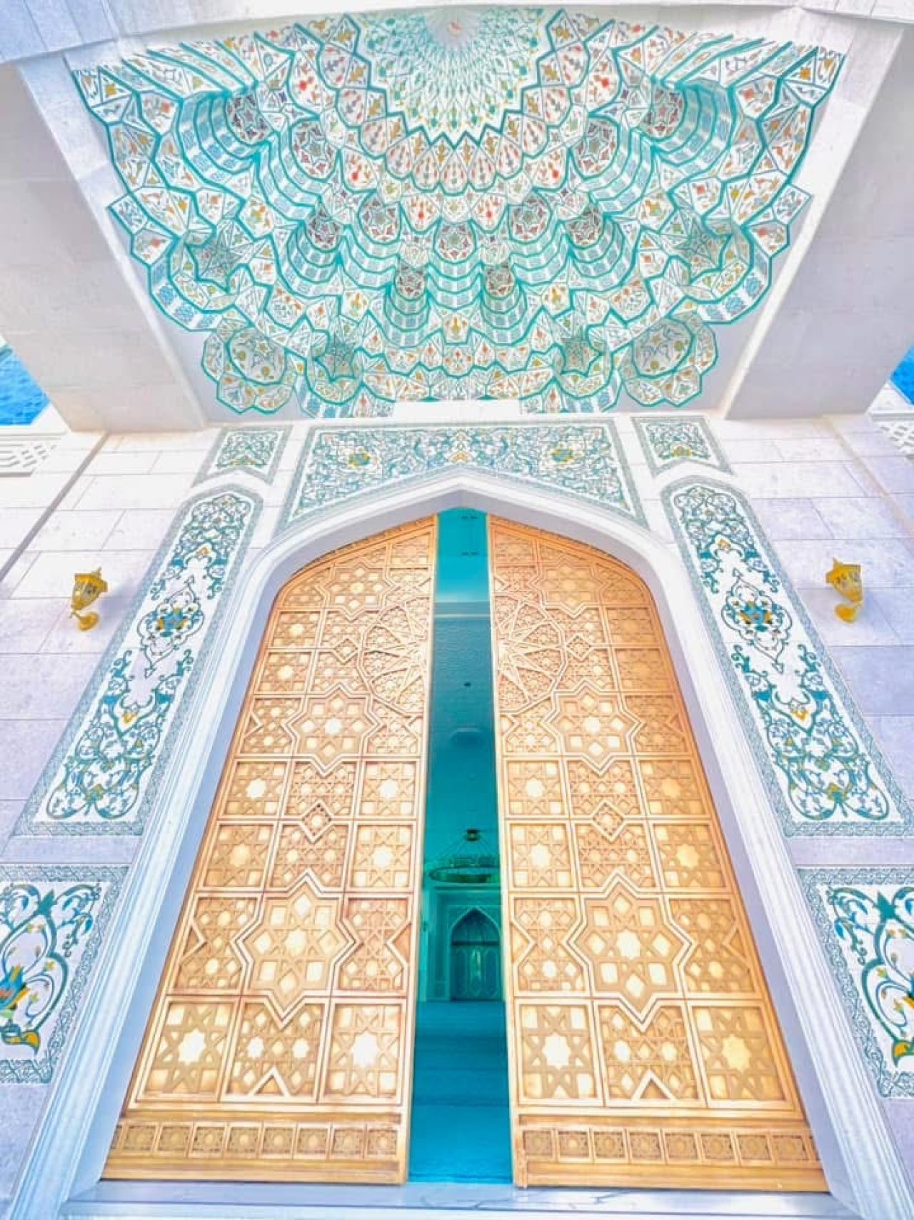 އޭދަފުށީގައި އަލަށް އިމާރާތްކުރި ހިތްގައިމު ރީތި މިސްކިތެއް