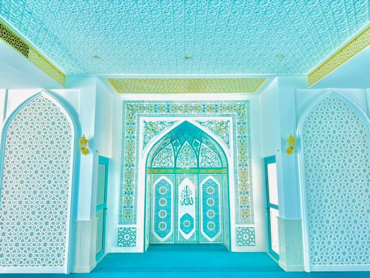 އޭދަފުށީގައި އަލަށް އިމާރާތްކުރި ހިތްގައިމު ރީތި މިސްކިތެއް