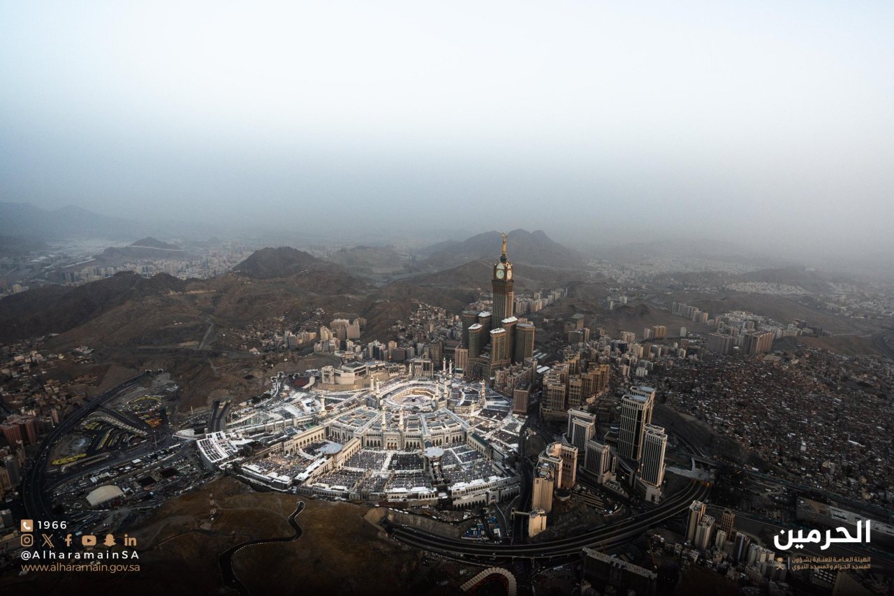 27 ވިލޭރޭގައި އަޅުކަން އަދާކުރަން އެތައް މިލިއަން މީހުން މައްކާއަށް