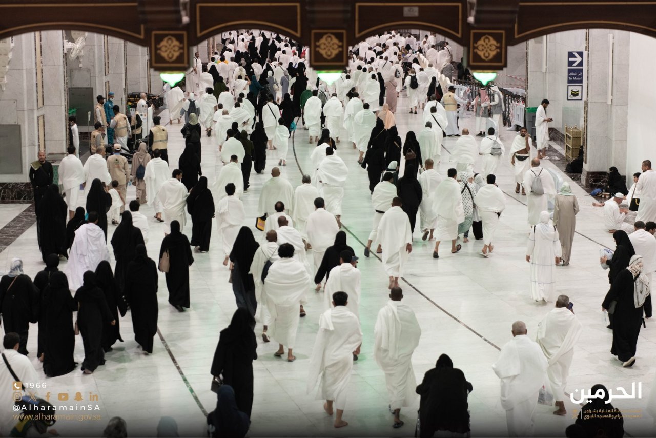 27 ވިލޭރޭގައި އަޅުކަން އަދާކުރަން އެތައް މިލިއަން މީހުން މައްކާއަށް