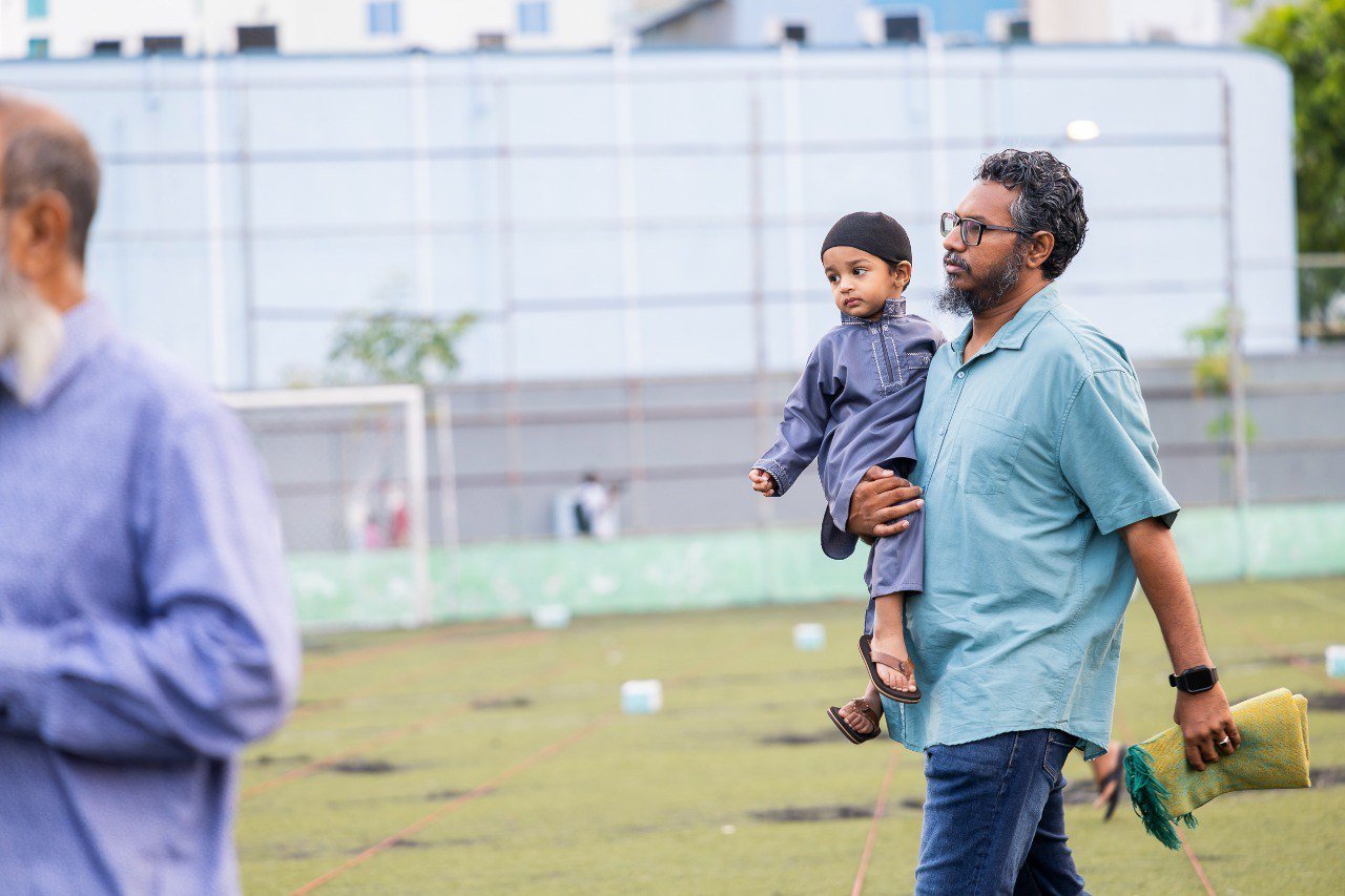 މާލޭގައި ކުރި ފިތުރު އީދު ނަމާދުގެ ބޮޑު ޖަމާއަތް