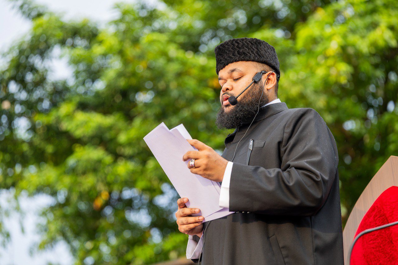 މާލޭގައި ކުރި ފިތުރު އީދު ނަމާދުގެ ބޮޑު ޖަމާއަތް