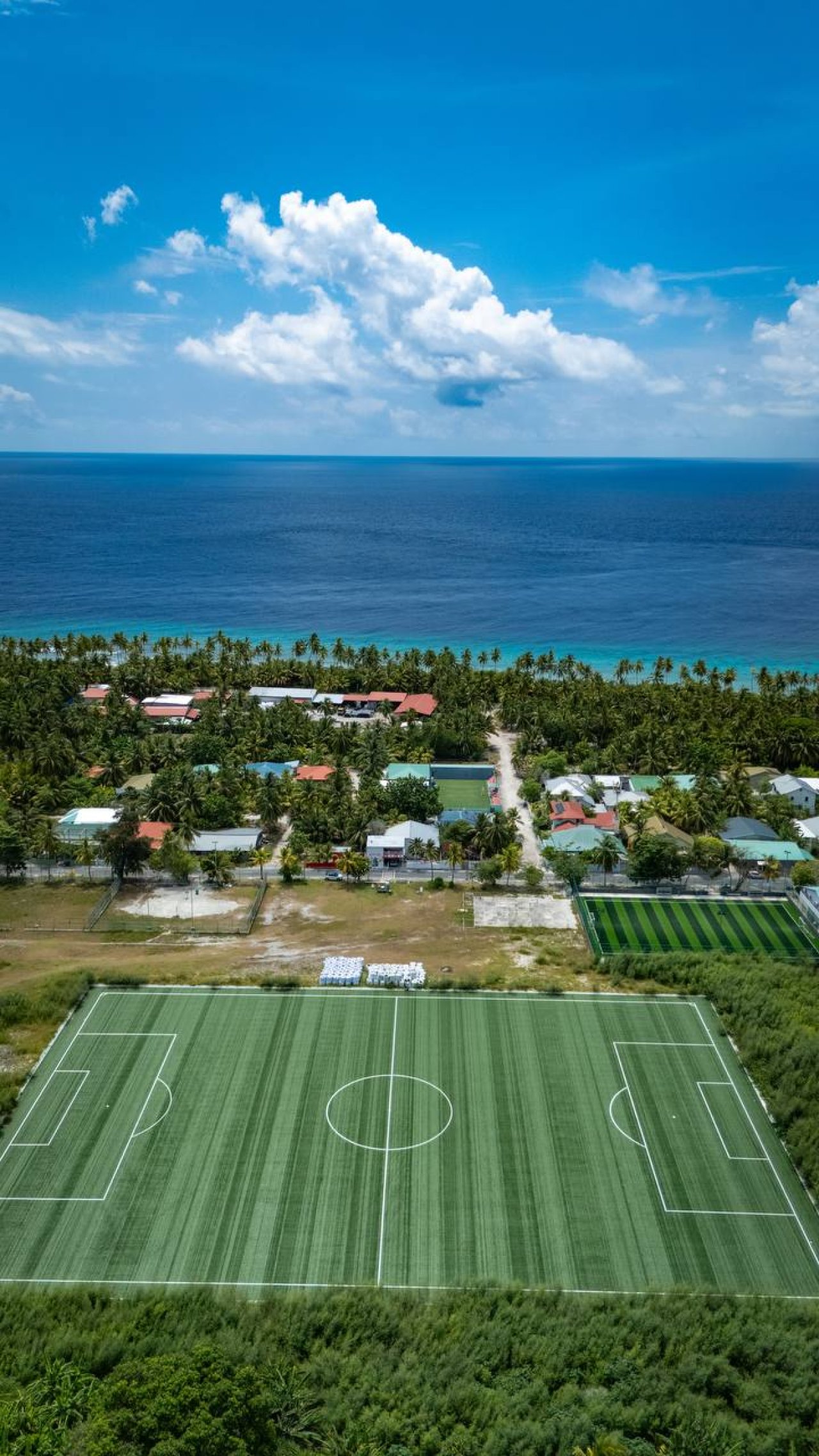 ފުވައްމުލަކުގެ އެކި ސަރަައްދުތައް މަތިން ފެންނަ ގޮތް