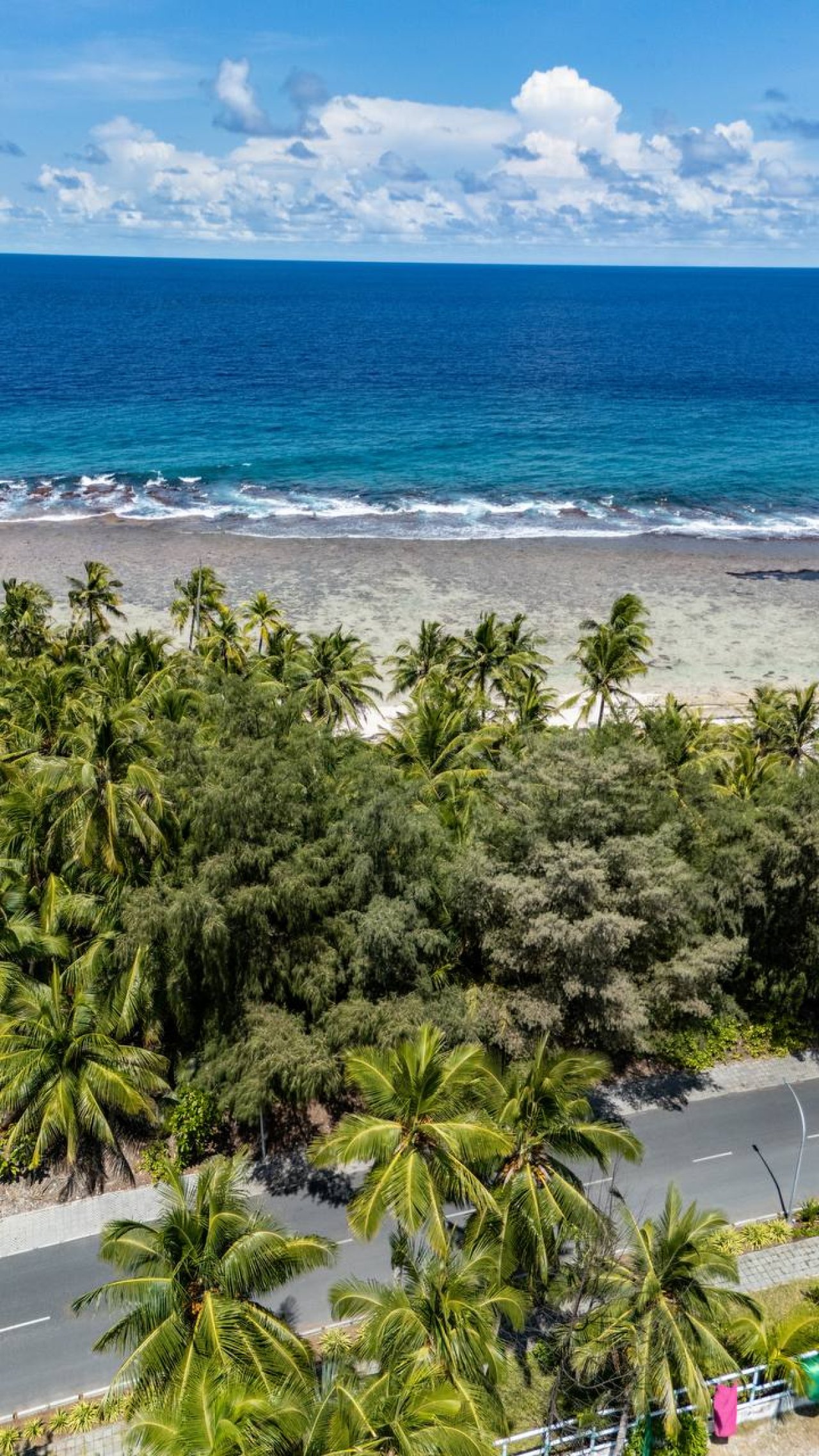 ފުވައްމުލަކުގެ އެކި ސަރަައްދުތައް މަތިން ފެންނަ ގޮތް