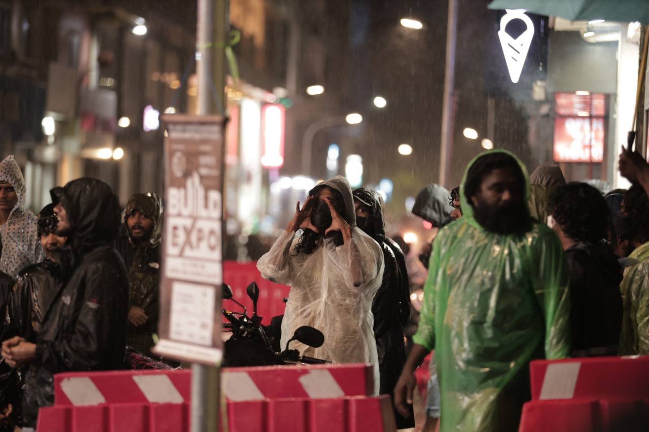 ބޯ ވިއްސާރާގައި ވެސް ޒުވާނުން މުޒާހަރާގައި