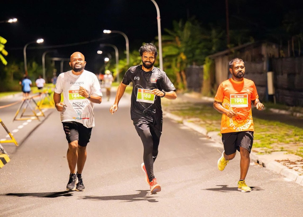 ފޯރިގަދަ ދިރާގު ފުވައްމުލަކު ދުވުން