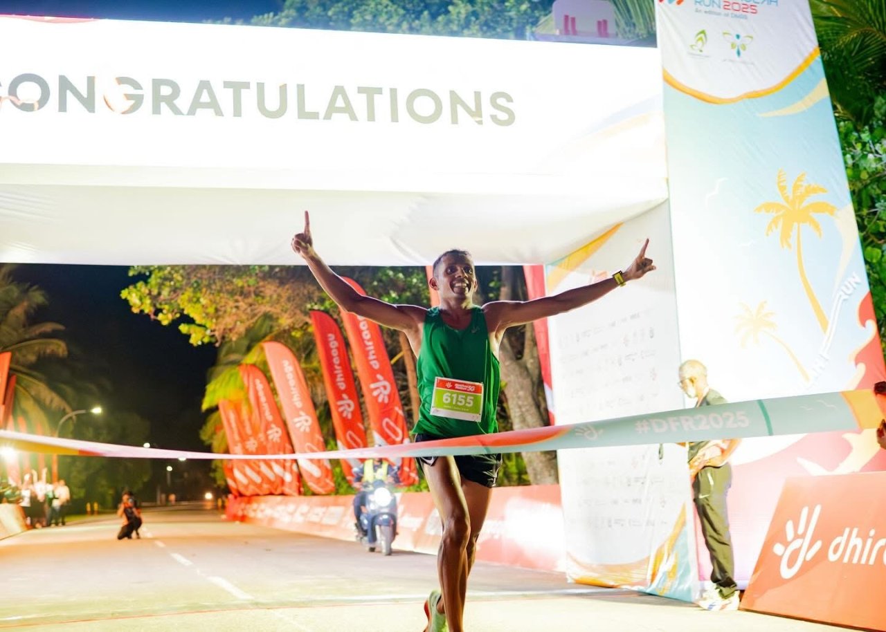 ފޯރިގަދަ ދިރާގު ފުވައްމުލަކު ދުވުން