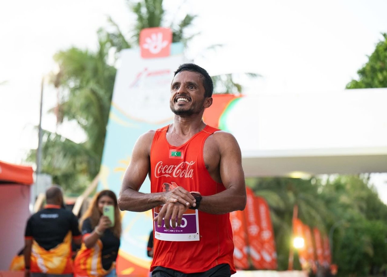 ފޯރިގަދަ ދިރާގު ފުވައްމުލަކު ދުވުން