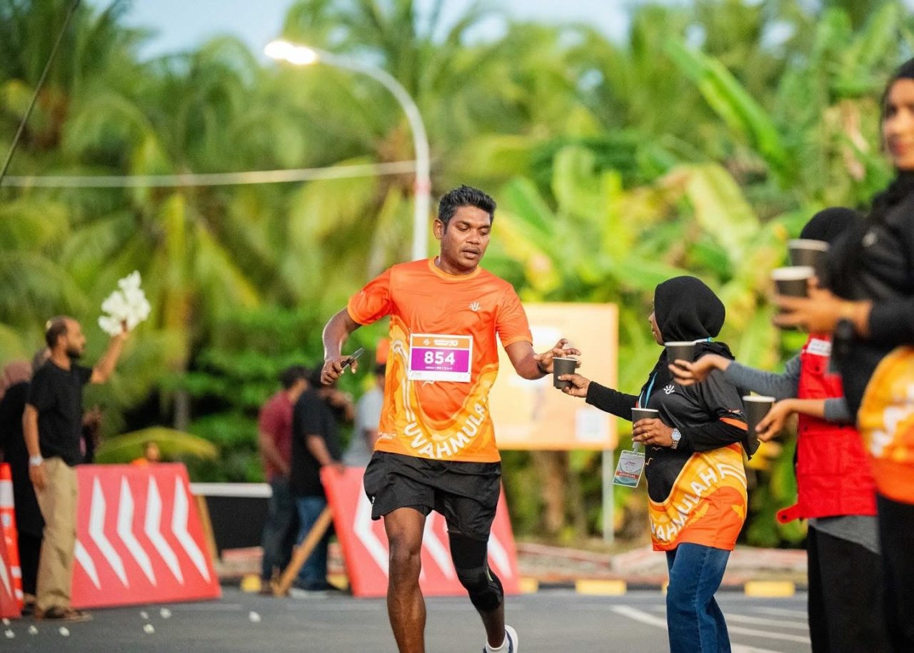 ފޯރިގަދަ ދިރާގު ފުވައްމުލަކު ދުވުން