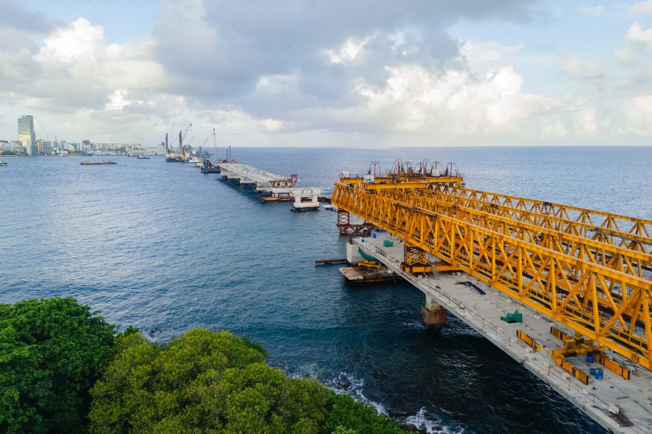 Thilamale Bridge: Pilling ge masaikah ekkoh nimi, bridge ge 60% nimijje