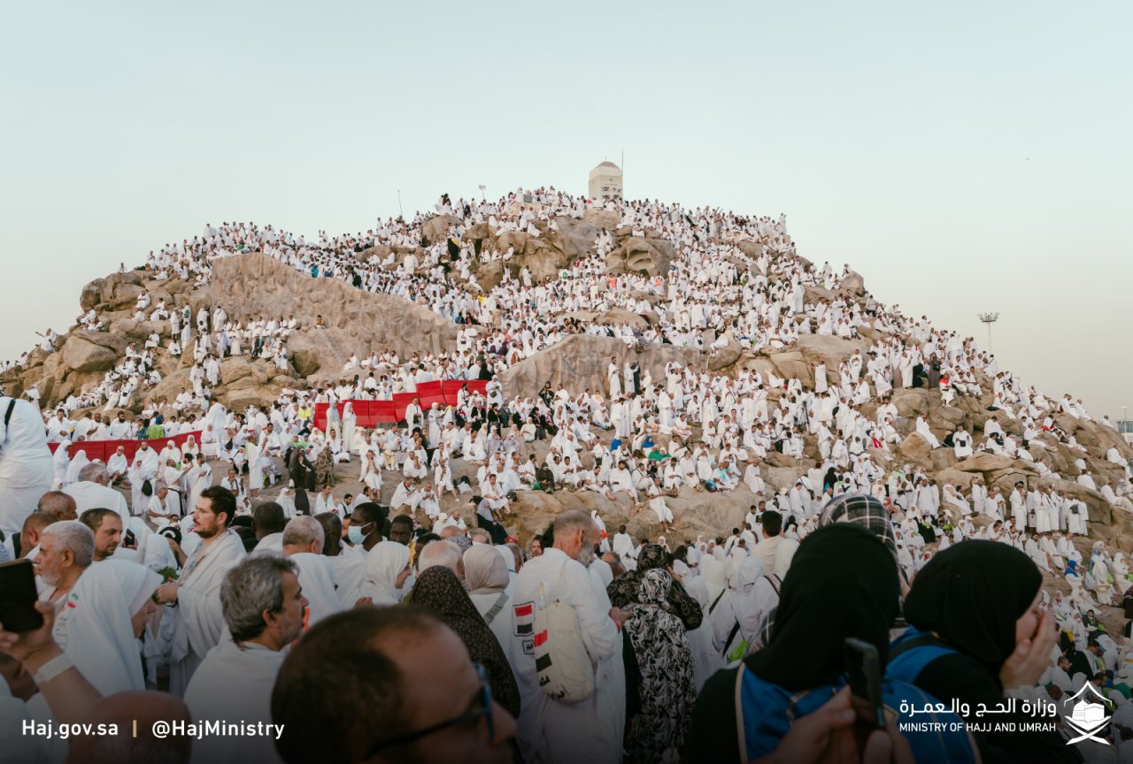 ގަދަ ހޫނުގައި 2 މިލިއަނަށް ވުރެ ގިނަ ހައްޖުވެރިން އަރަފާތު ބިމުގައި