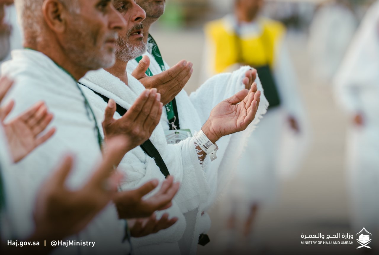 ގަދަ ހޫނުގައި 2 މިލިއަނަށް ވުރެ ގިނަ ހައްޖުވެރިން އަރަފާތު ބިމުގައި