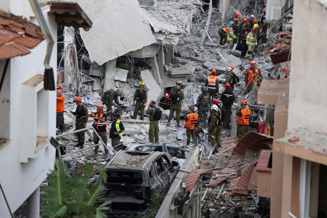 އީރާނުގެ ހަމަލާތަކުން އިޒްރޭލްގެ ތަންތަން ބިމާހަމަވަނީ