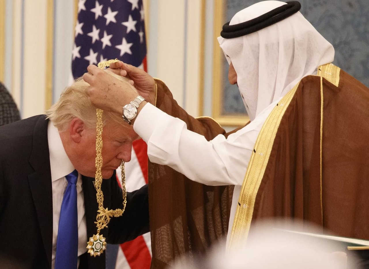 REPORT: Yahoodheen control kuraa sheikhunnaai sunni muslim. leaders in